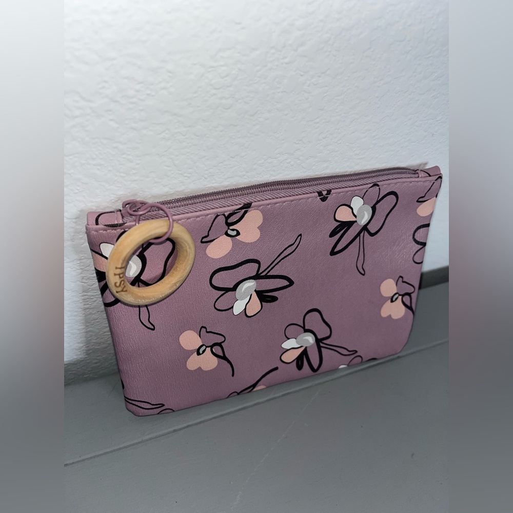 Ipsy April 2020 Abstract Orchid Floral Print Mauve Purple Wood Pull Cosmetic Bag